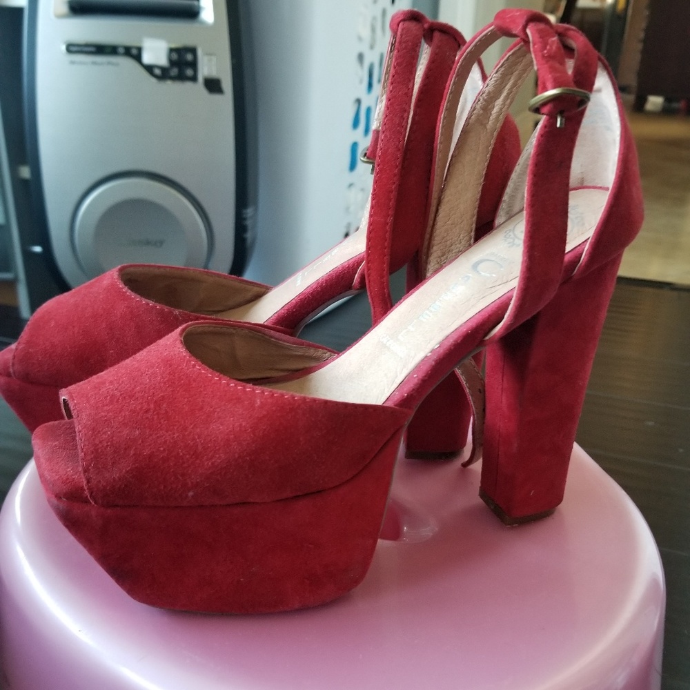 Jeffrey campbell platform size 6